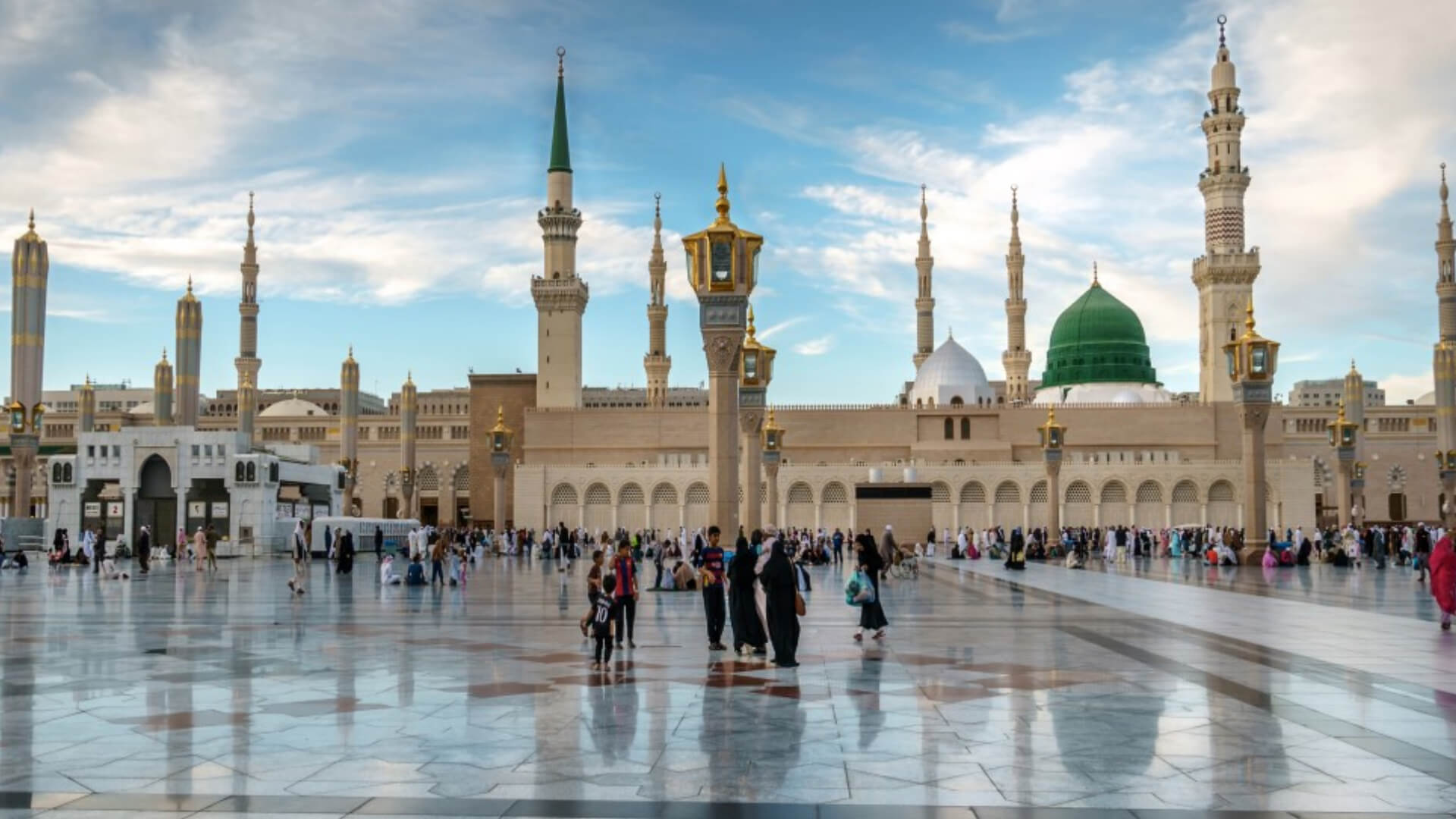 14 Nights March Umrah Package